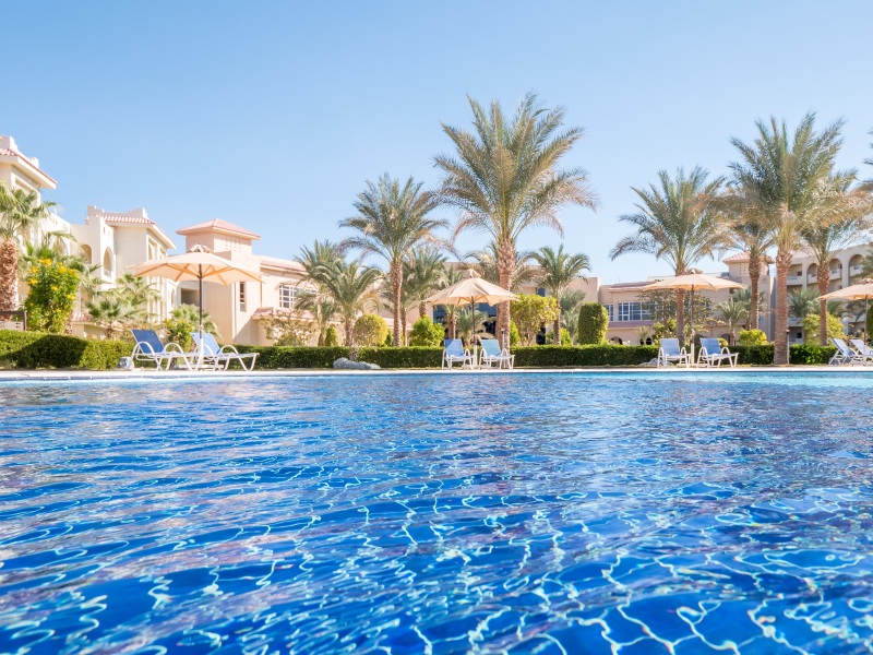 Stort poolområde på resort i Sharm el Sheikh